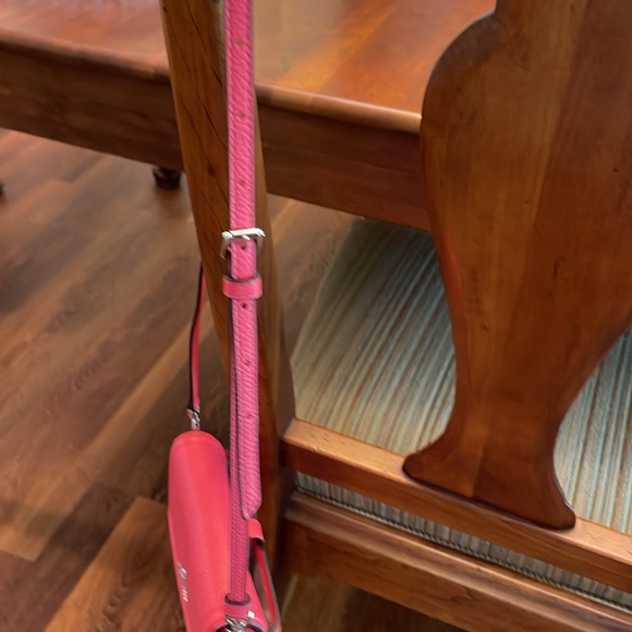 NWOT Michael Kors Jet Set Charm Small Phone Crossbody - Picture 8 of 15